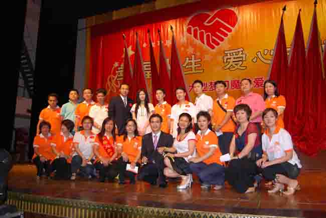 執(zhí)行現(xiàn)場同事合影